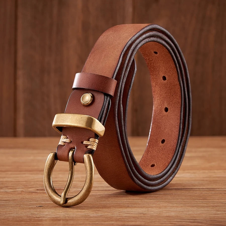 Elegant Cowhide Leather Cowboy Style Belt in Rich Black