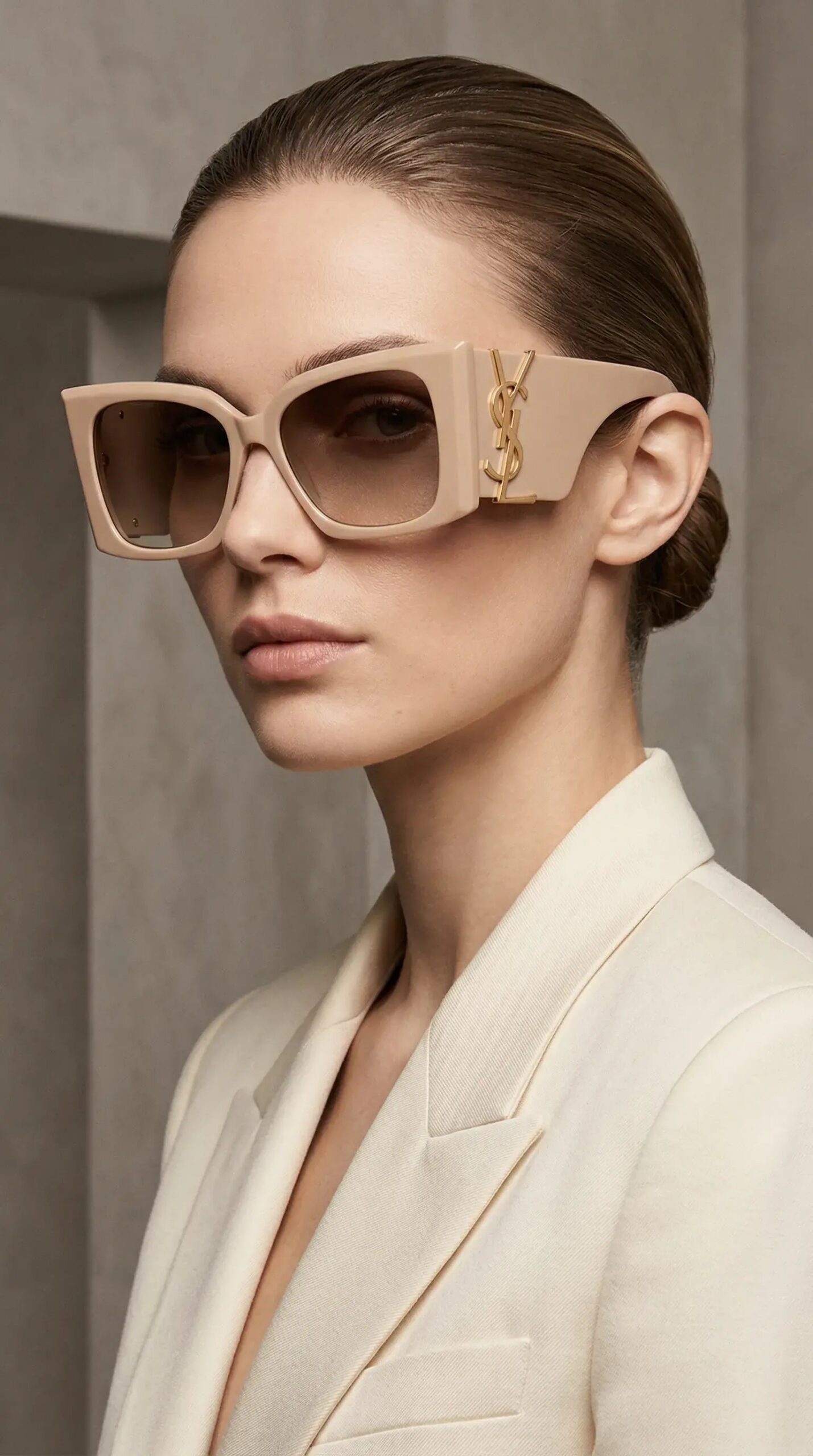 Oversized M119 Sunglasses – Beige - Image 2